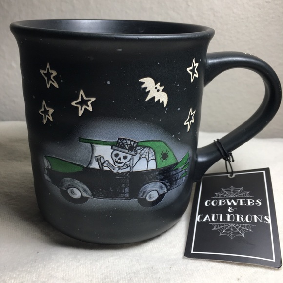 Cobwebs & Cauldrons Halloween Coffee Mug - Skeleton Driver - Cool Car NEW w/tag - Picture 3 of 6